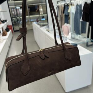 Alaia 0537