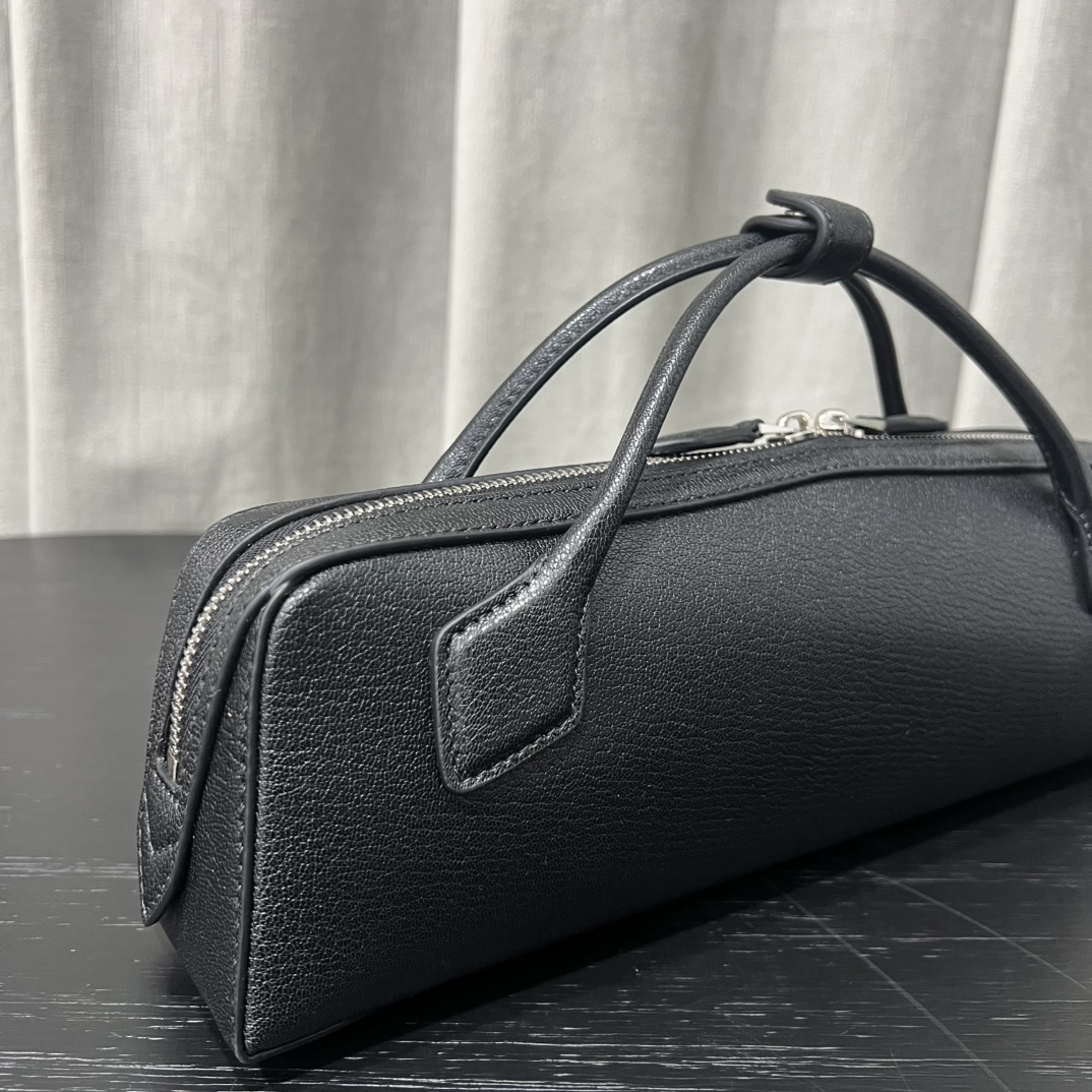 Alaia002916