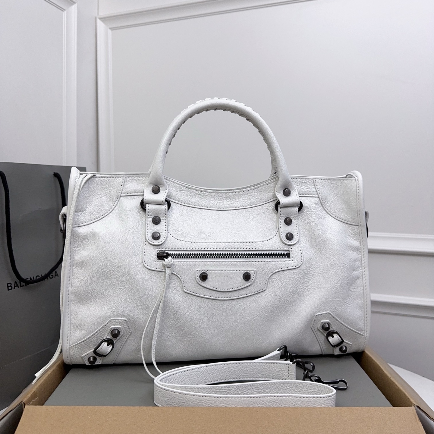 Balenciaga Women’s Le City Bag Medium in Optic White | Balenciaga US