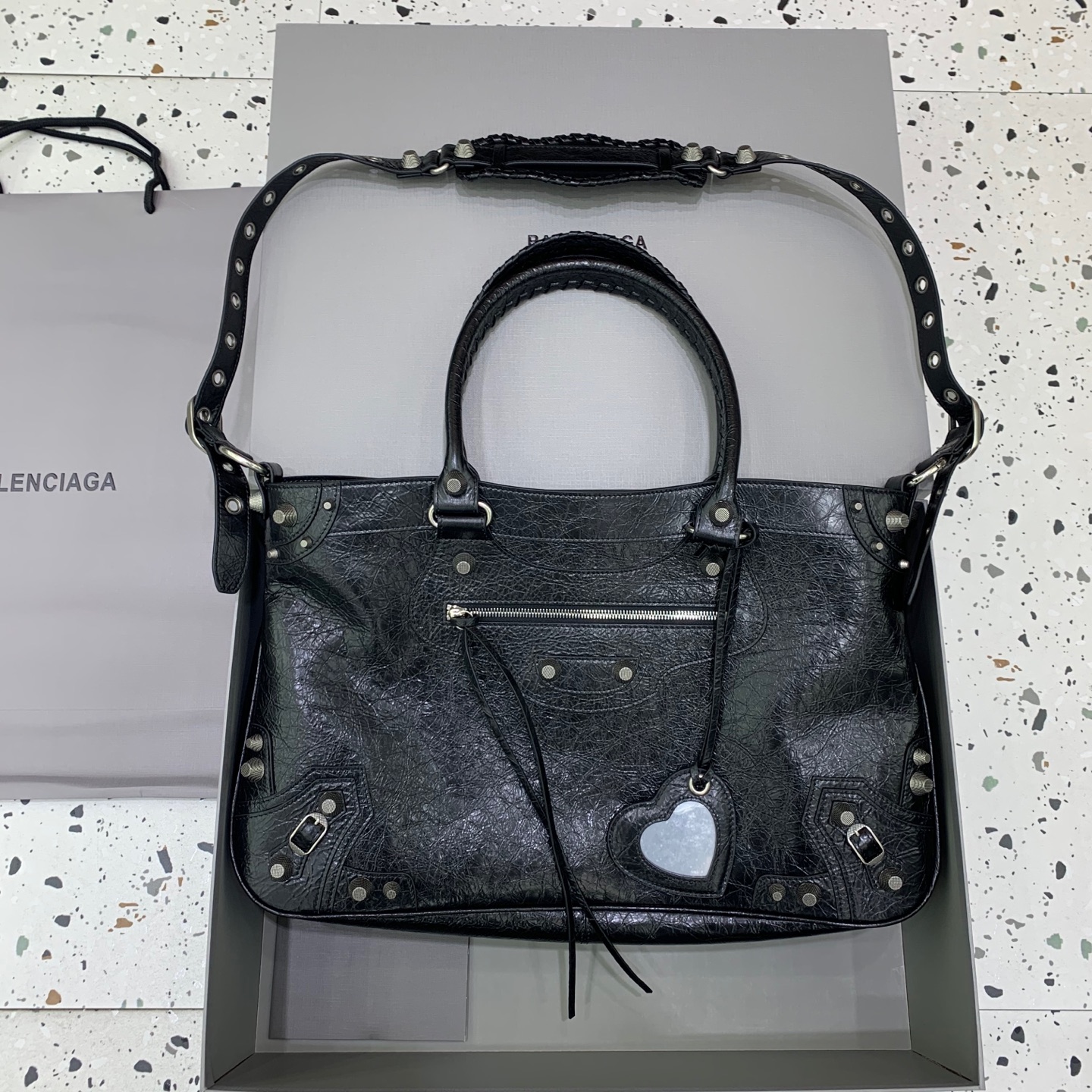 Balenciaga Neo Cagole XL Tote Bag Plus |
