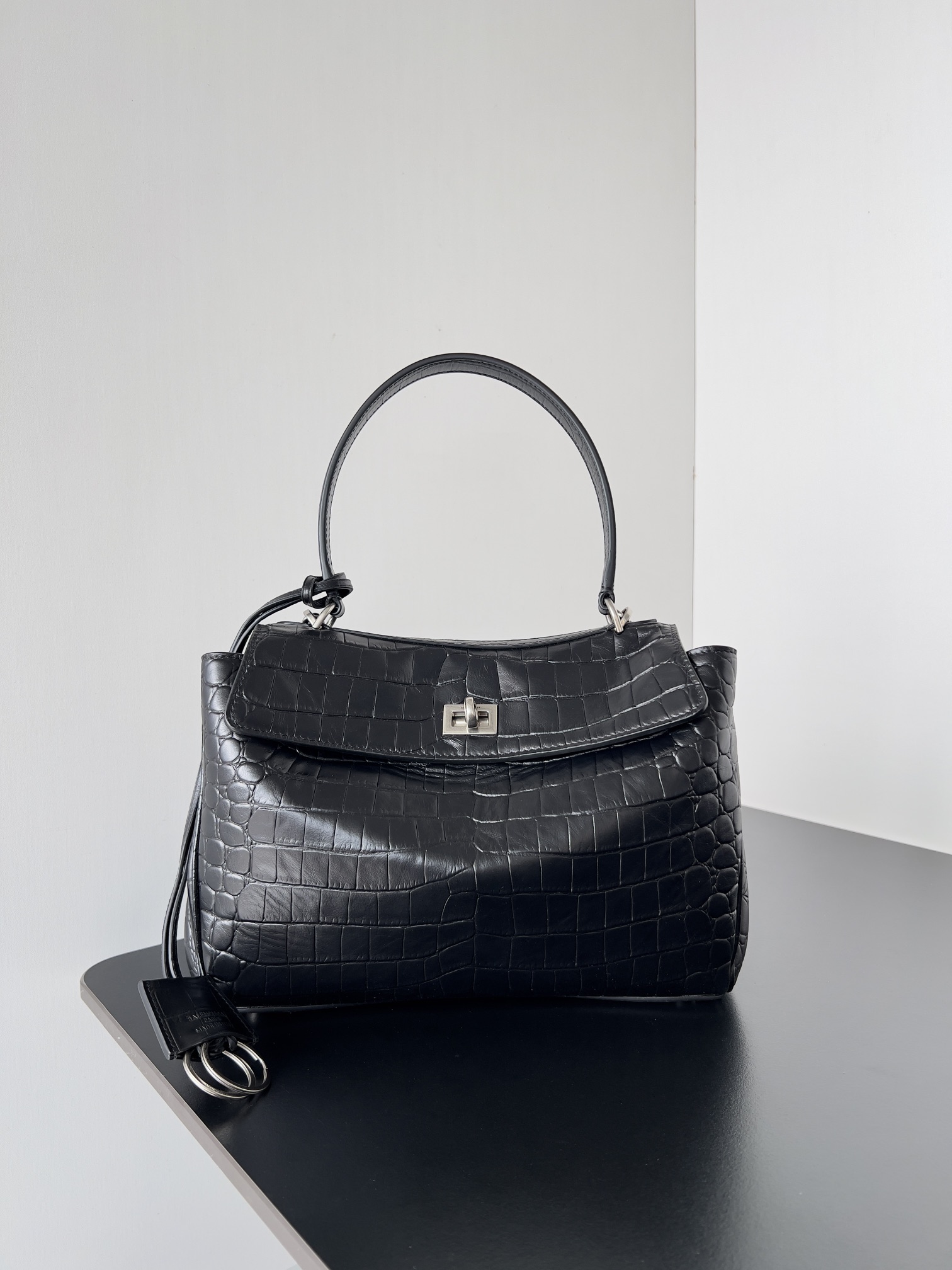 Balenciaga Women’s Rodeo Handbag Medium in Black | Balenciaga