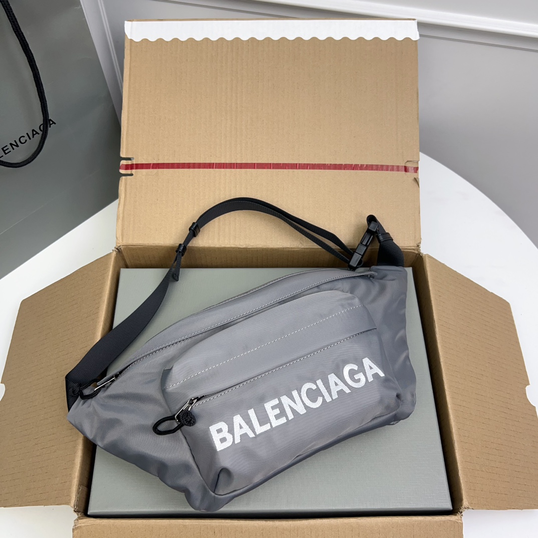 BALENCIAGA Textured Sport Nylon Logo Embroidered Wheel Beltpack Grey White 1268863
