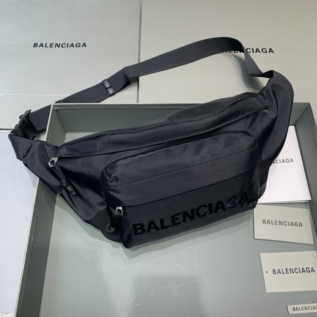 Balenciaga Belt Bag Everyday Nylon Black Navy Body Bag