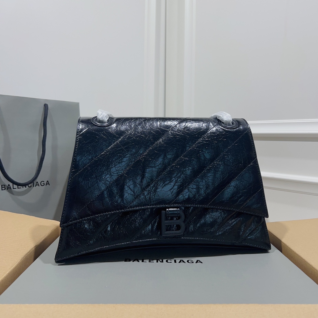 Balenciaga Medium Crush Chain Shoulder Bag in Black