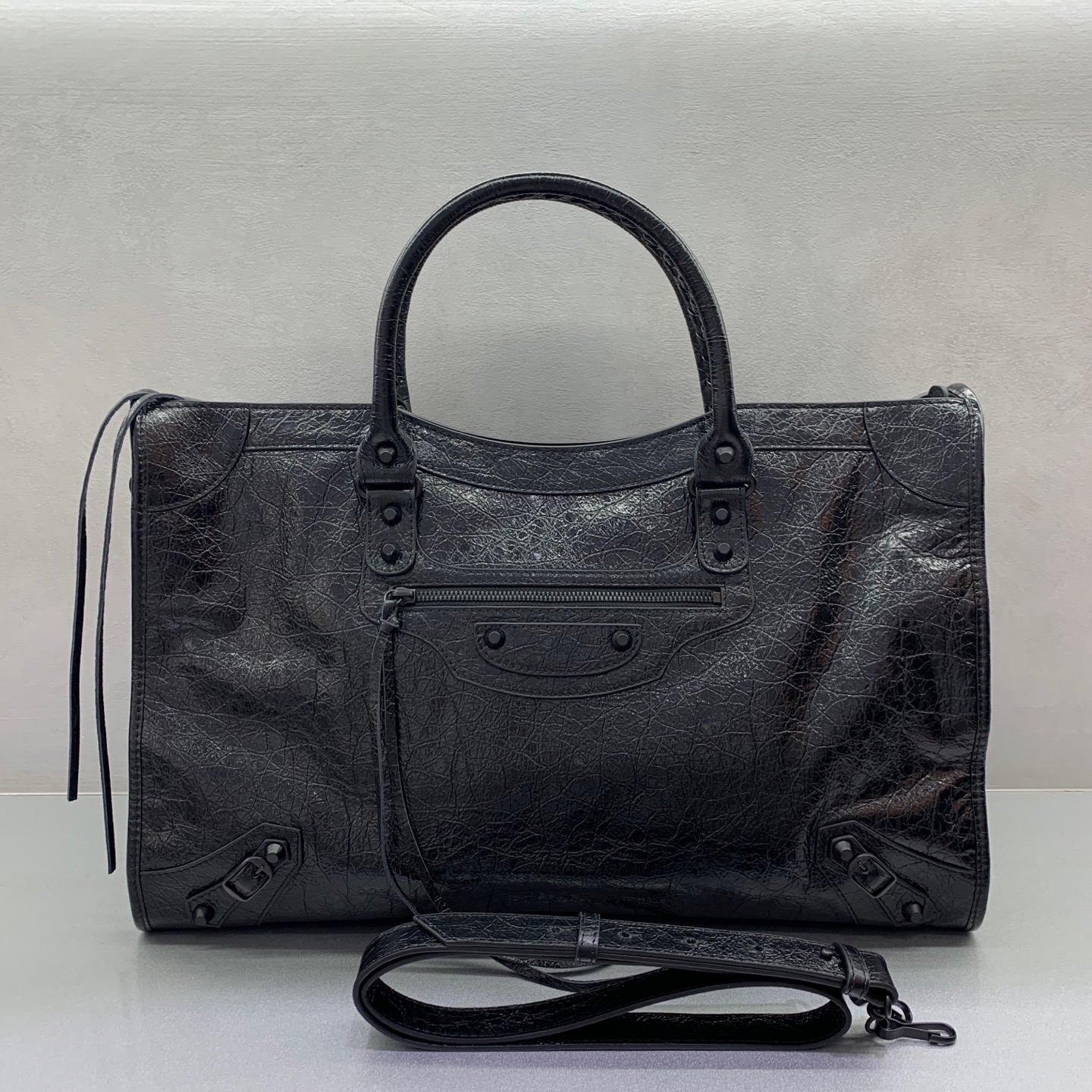 Balenciaga Le City Bag Large in Black | Balenciaga US
