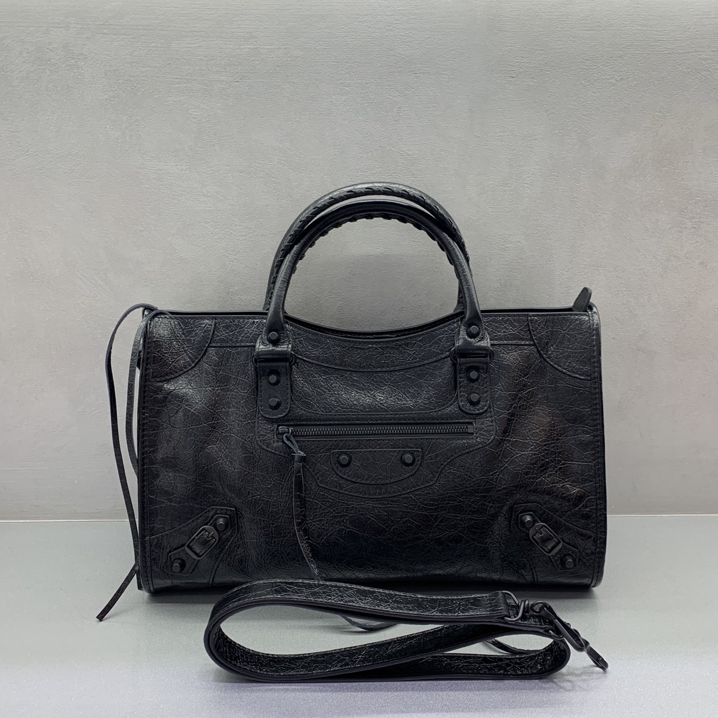 Balenciaga City Classic Studs Bag Leather Medium Black