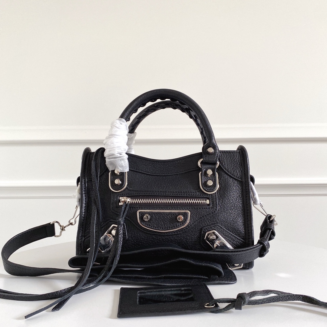 BALENCIAGA Chevre Silver Metallic Edge Hardware Nano City Black 1142514 |