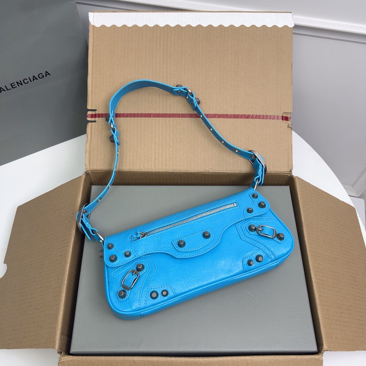 BALENCIAGA Extra Supple Calfskin Crocodile Embossed Le Cagole Shoulder Bag XS Turquoise 1662673