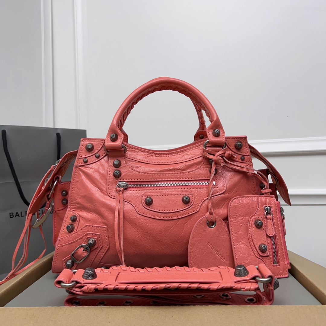 BALENCIAGA Agneau Classic Hardware First Rose Bombon