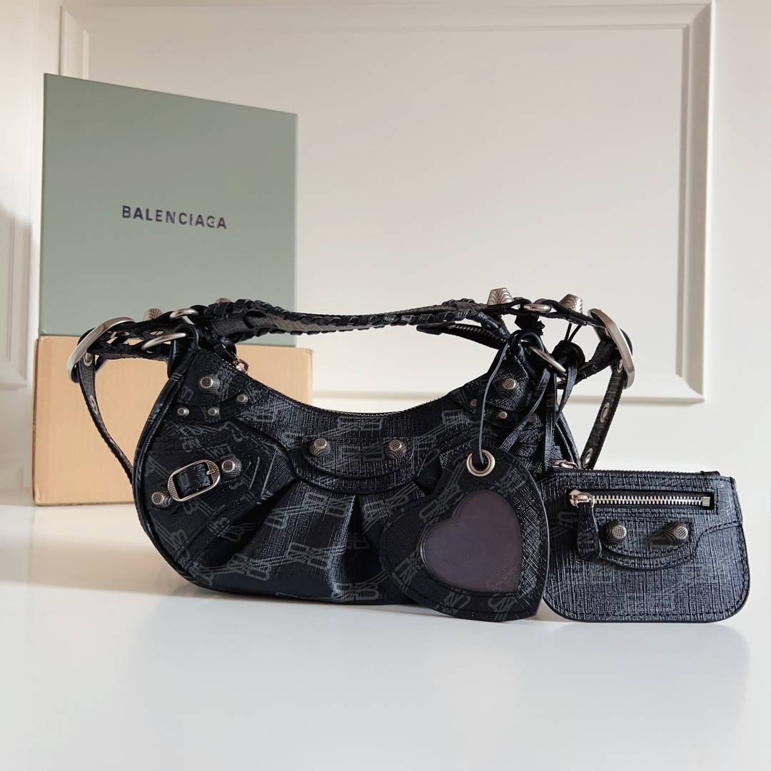 Balenciaga Women’s Le Cagole Shoulder Bag Xs in Black | Balenciaga US