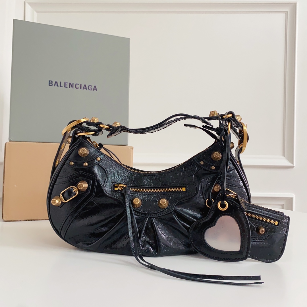 Balenciaga Women’s Le Cagole Basket Small in Beige/black |