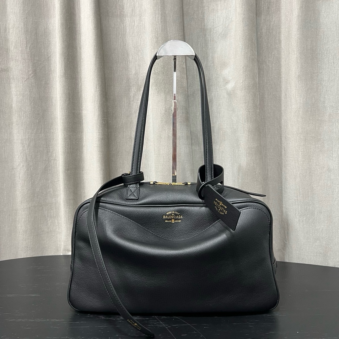 Balenciaga Medium Leather Carrie Bowling Top-Handle Bag