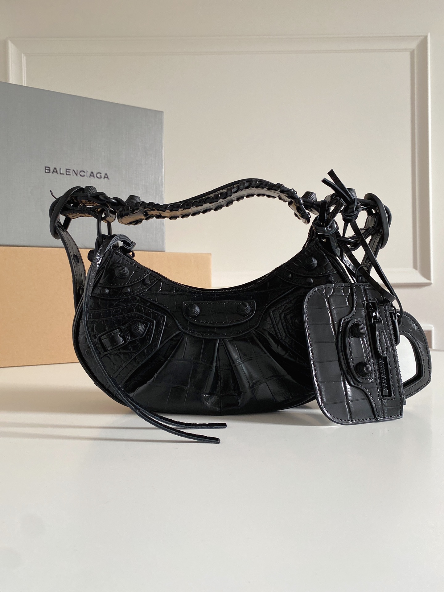 Balenciaga Le Cagole XS Croc-Embossed Shoulder BagBLACK
