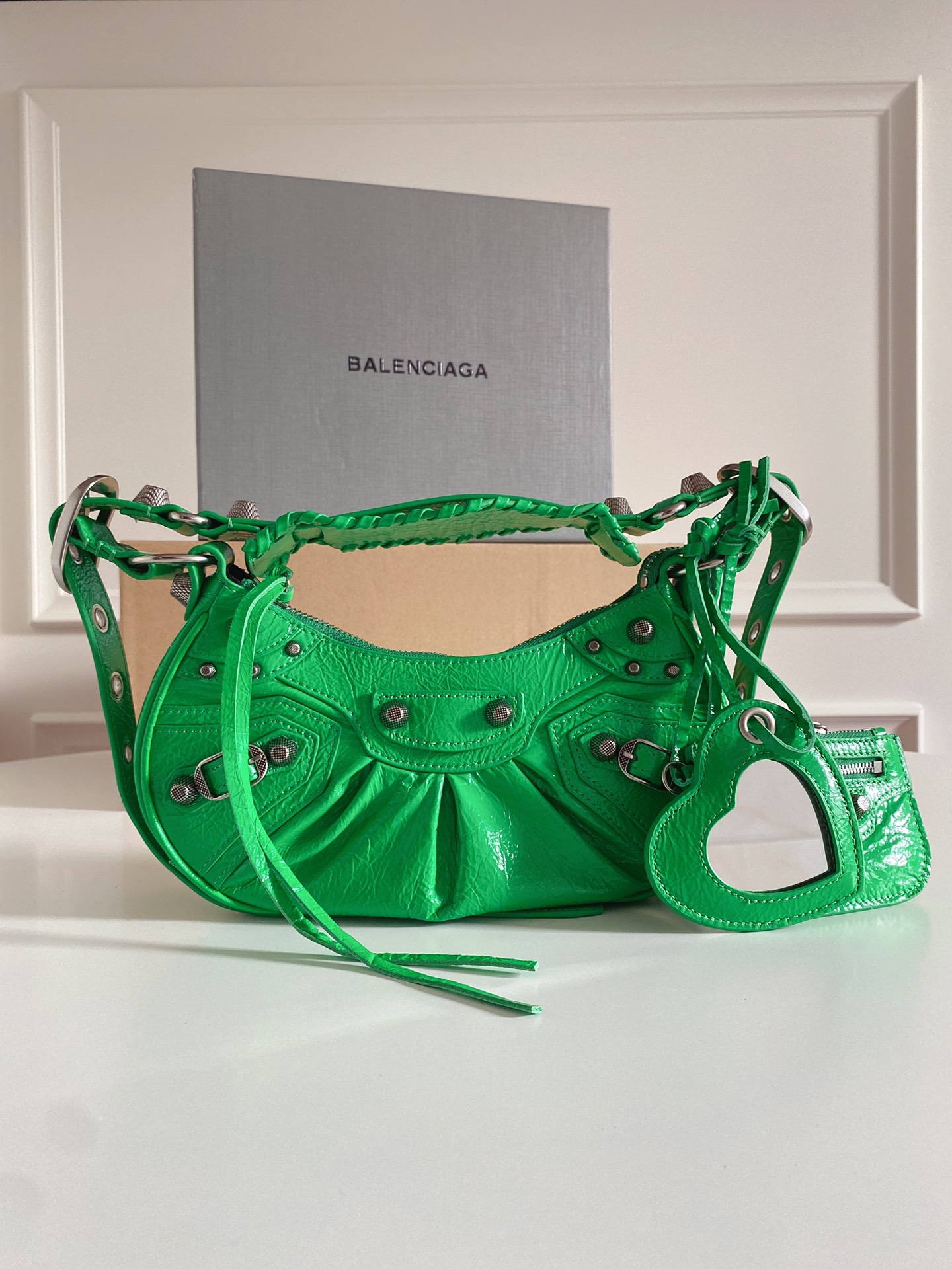 BALENCIAGA Agneau Arena Le Cagole Shoulder Bag XS Vivid Green 1091950