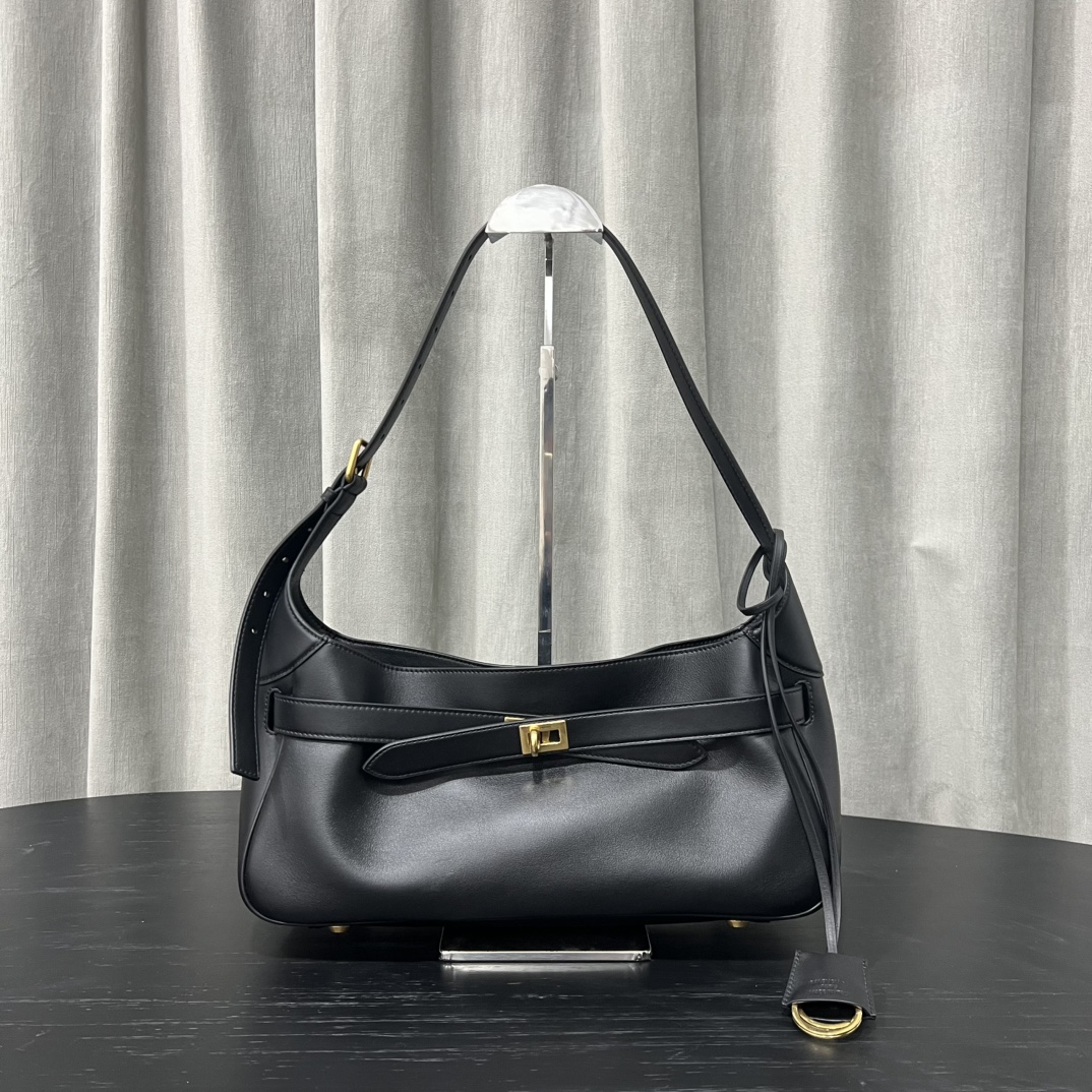 Balenciaga Small Bel Shoulder Bag | Black |