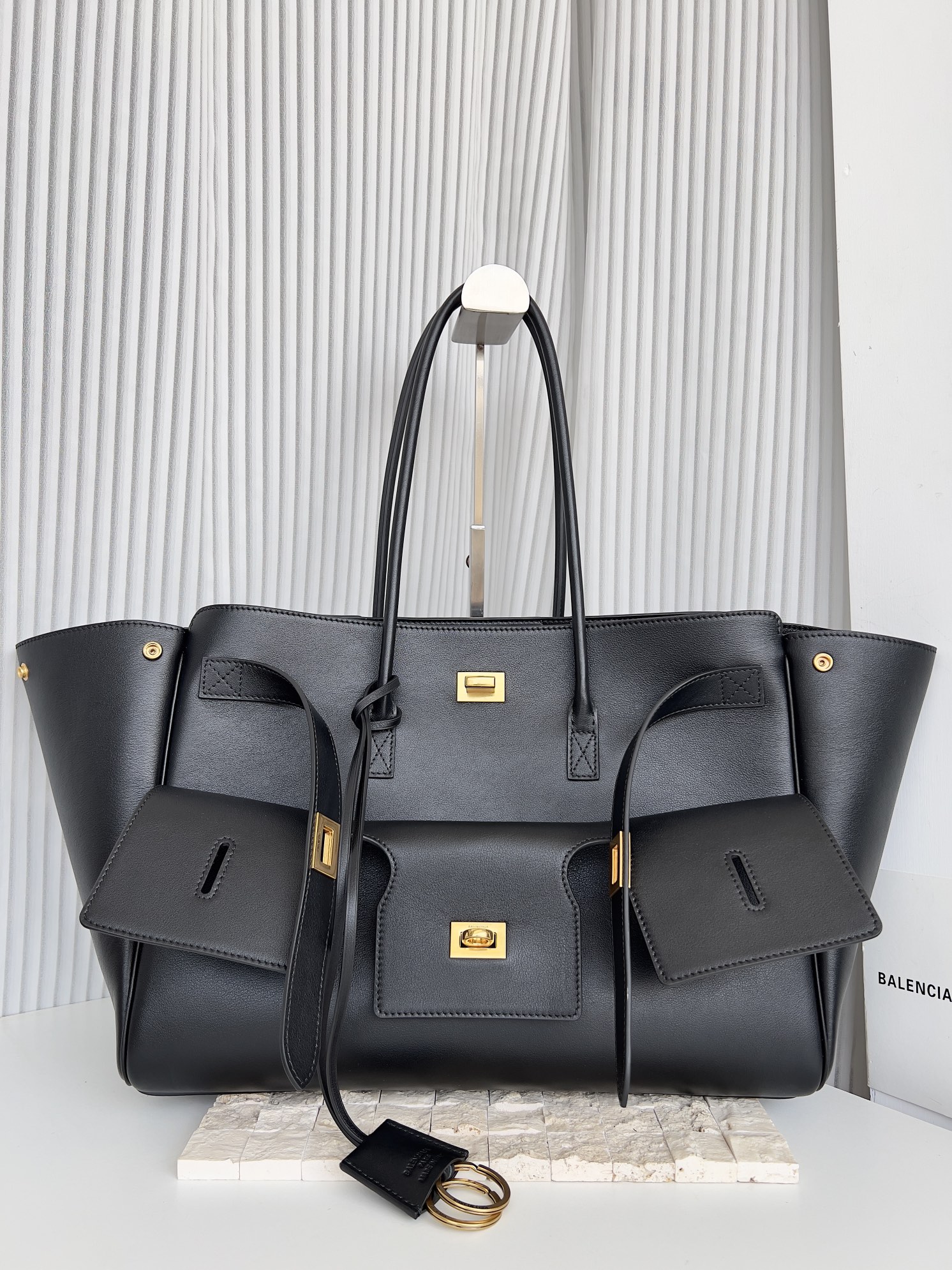 Balenciaga Bel Air Medium leather tote bag Balenciaga