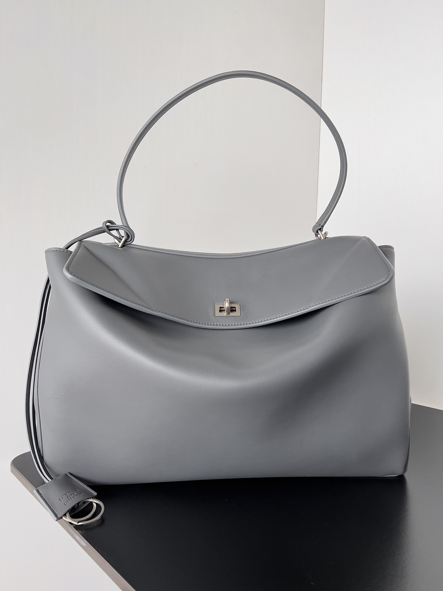 Balenciaga Women’s Rodeo Handbag Medium in Cloud Grey | Balenciaga US