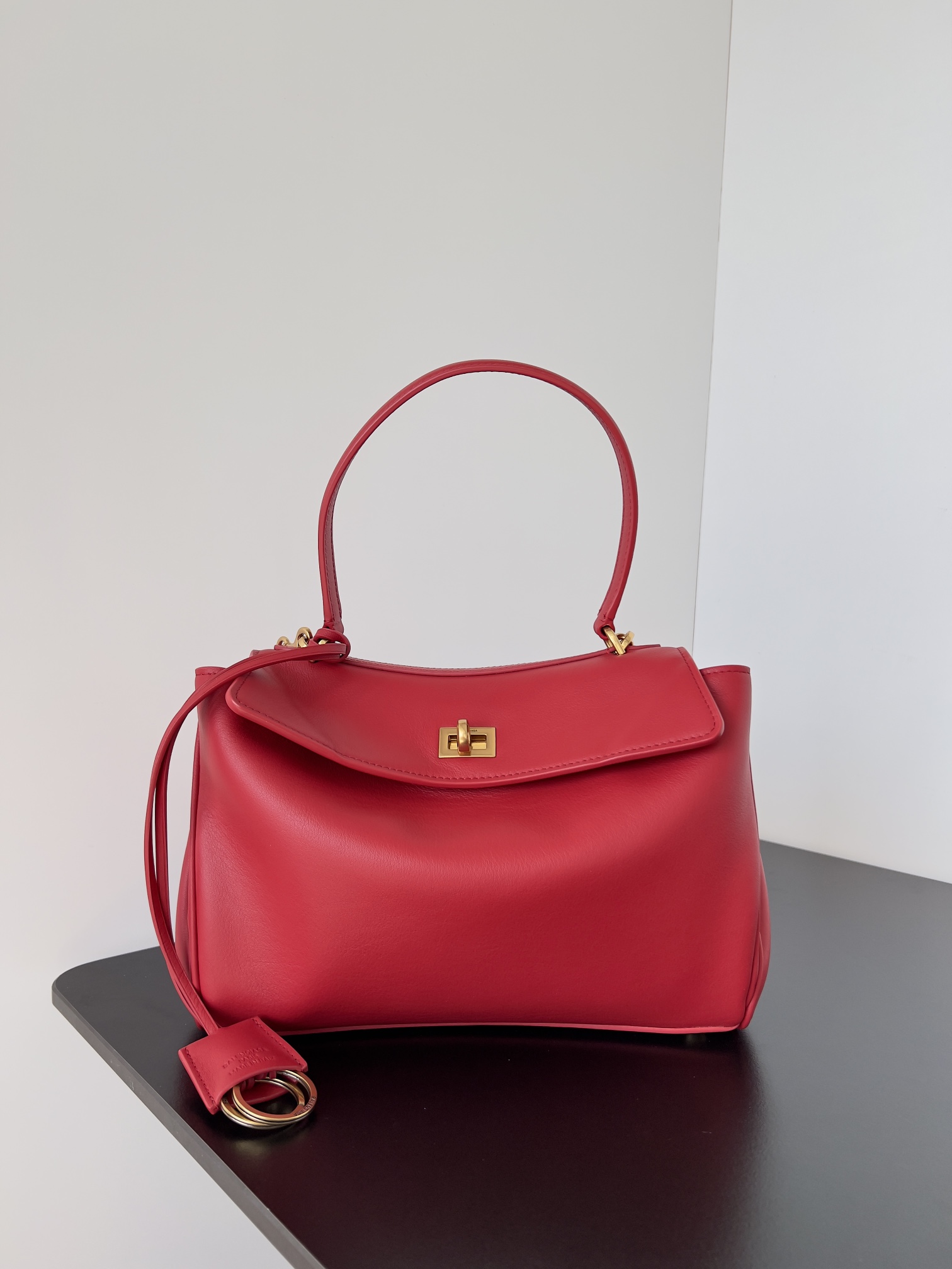 Balenciaga Women’s Rodeo Handbag Medium in Black | RED