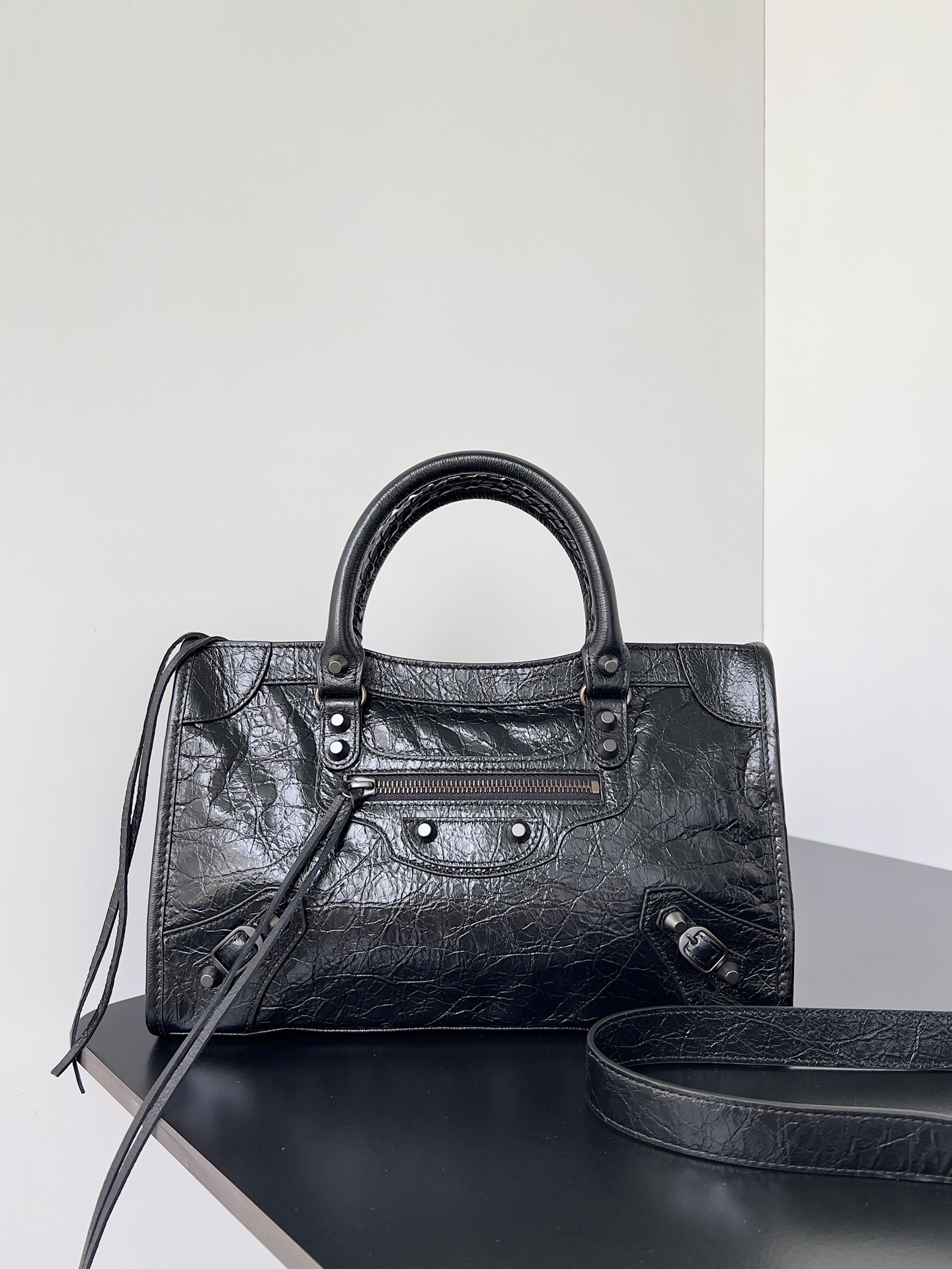 BALENCIAGA Agneau Classic Silver Hardware S City Black