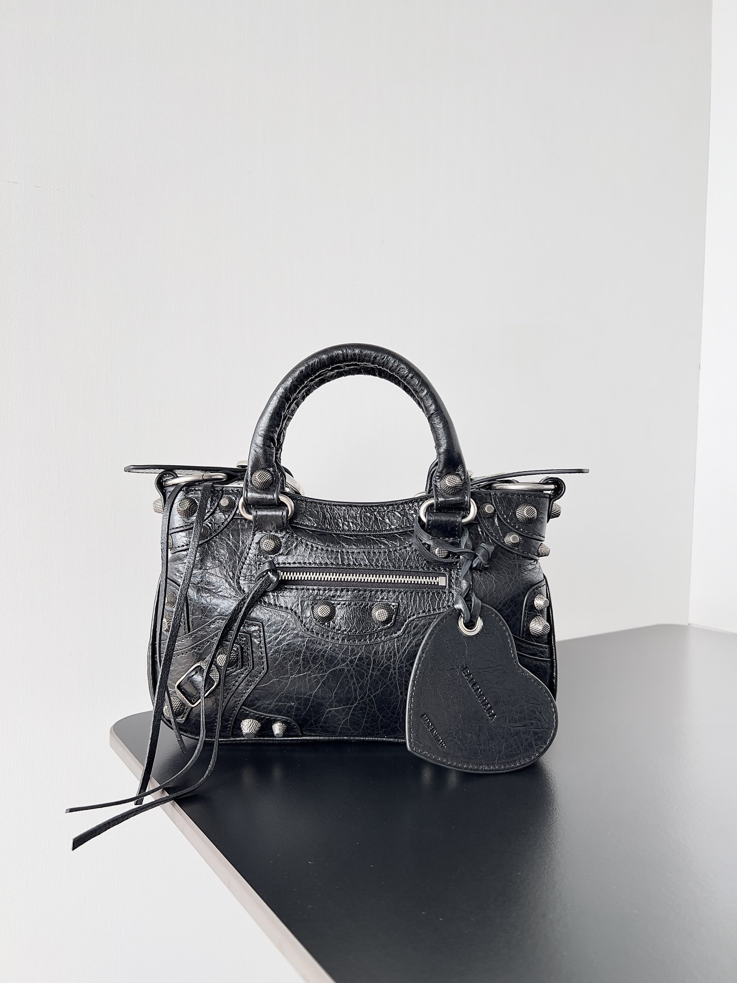 Balenciaga Mini Neo Cagole Metallic Leather Tote |