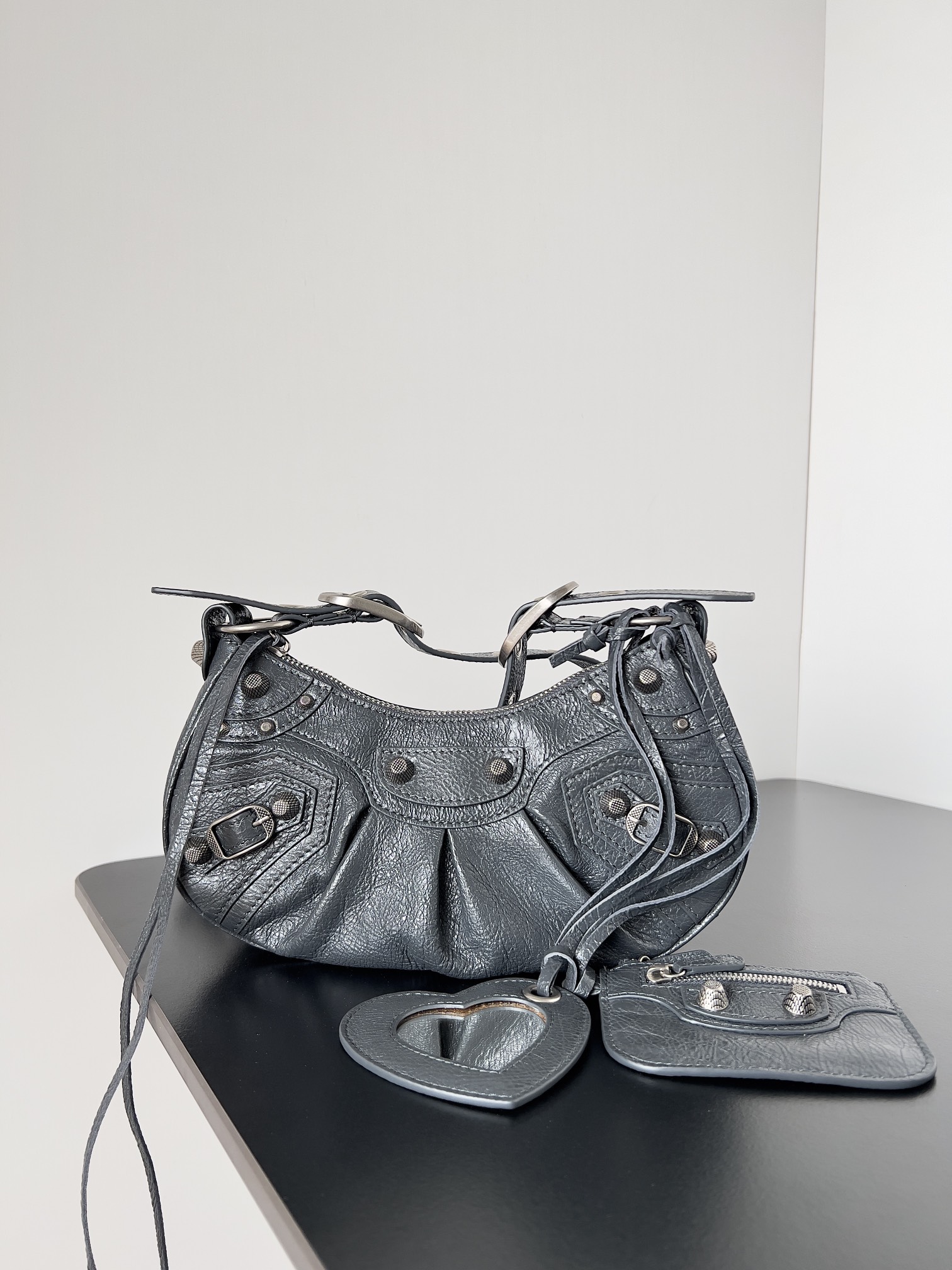 BALENCIAGA Agneau Arena Le Cagole Shoulder Bag XS Dark