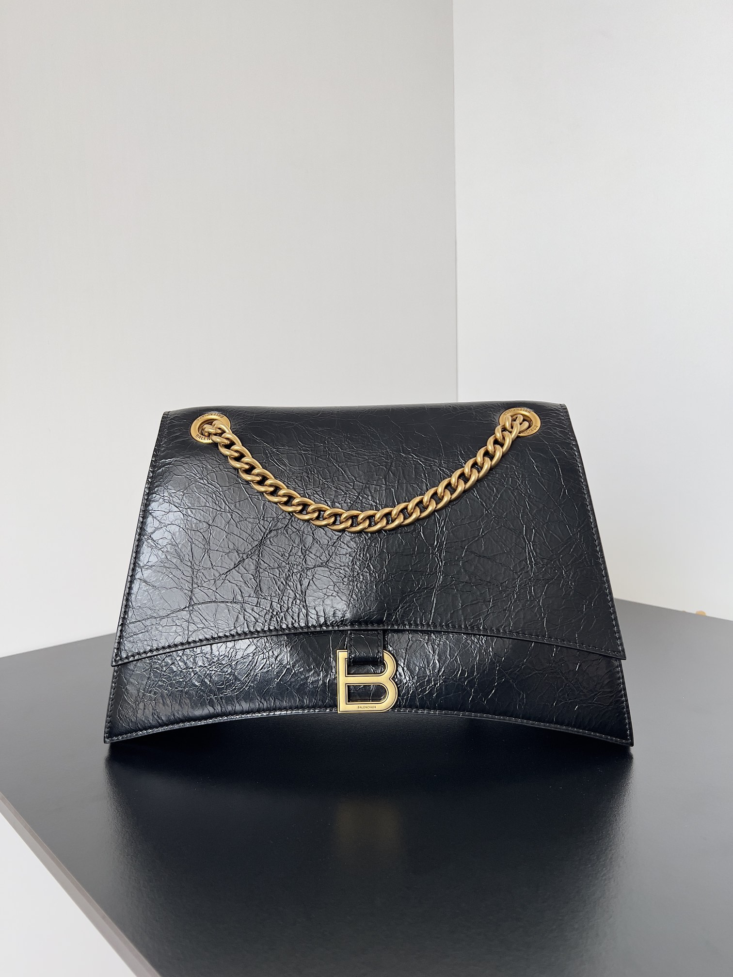Balenciaga Medium Crush chain-strap Shoulder Bag