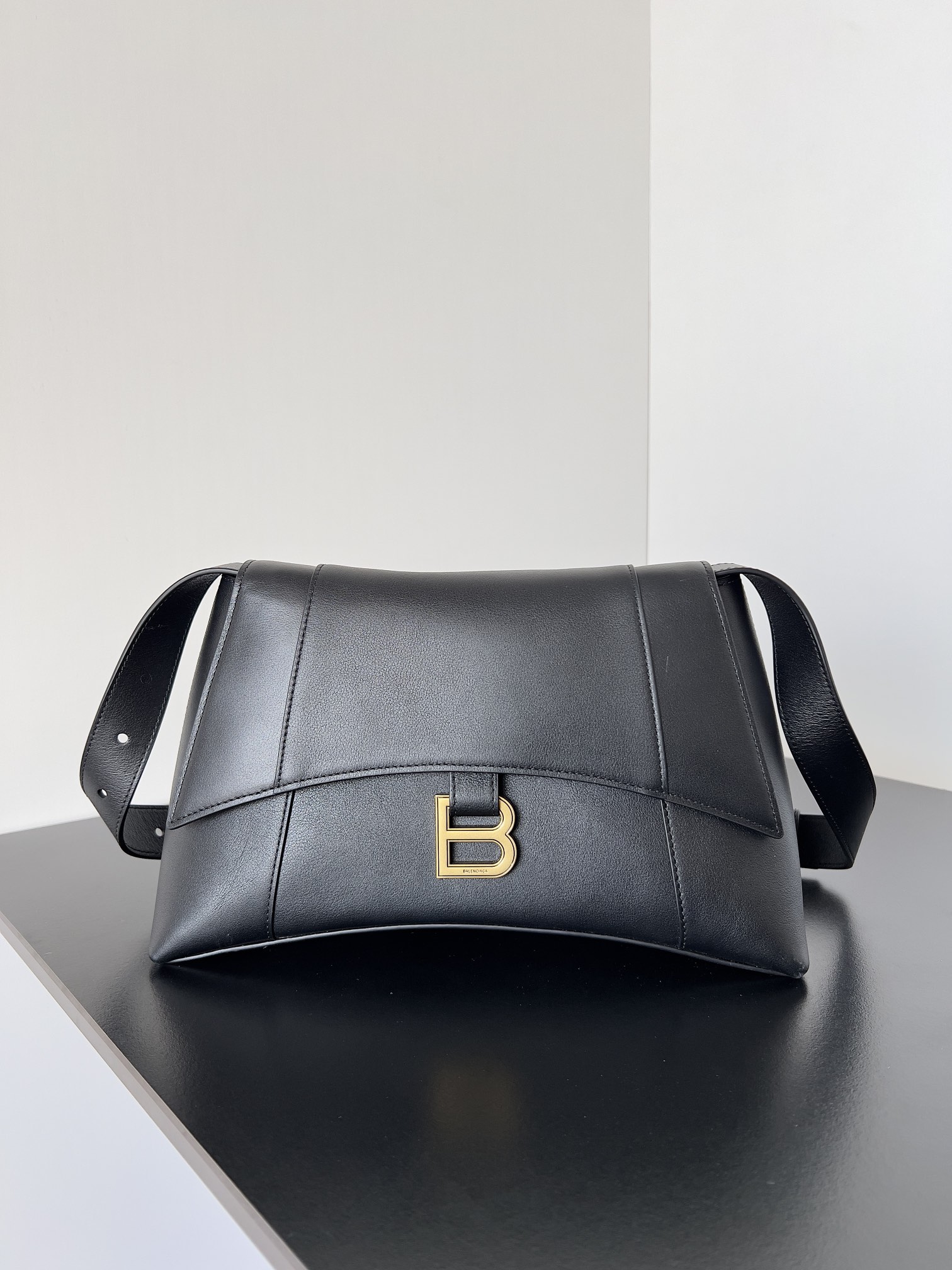 BALENCIAGA Semi Shiny Smooth Calfskin Small