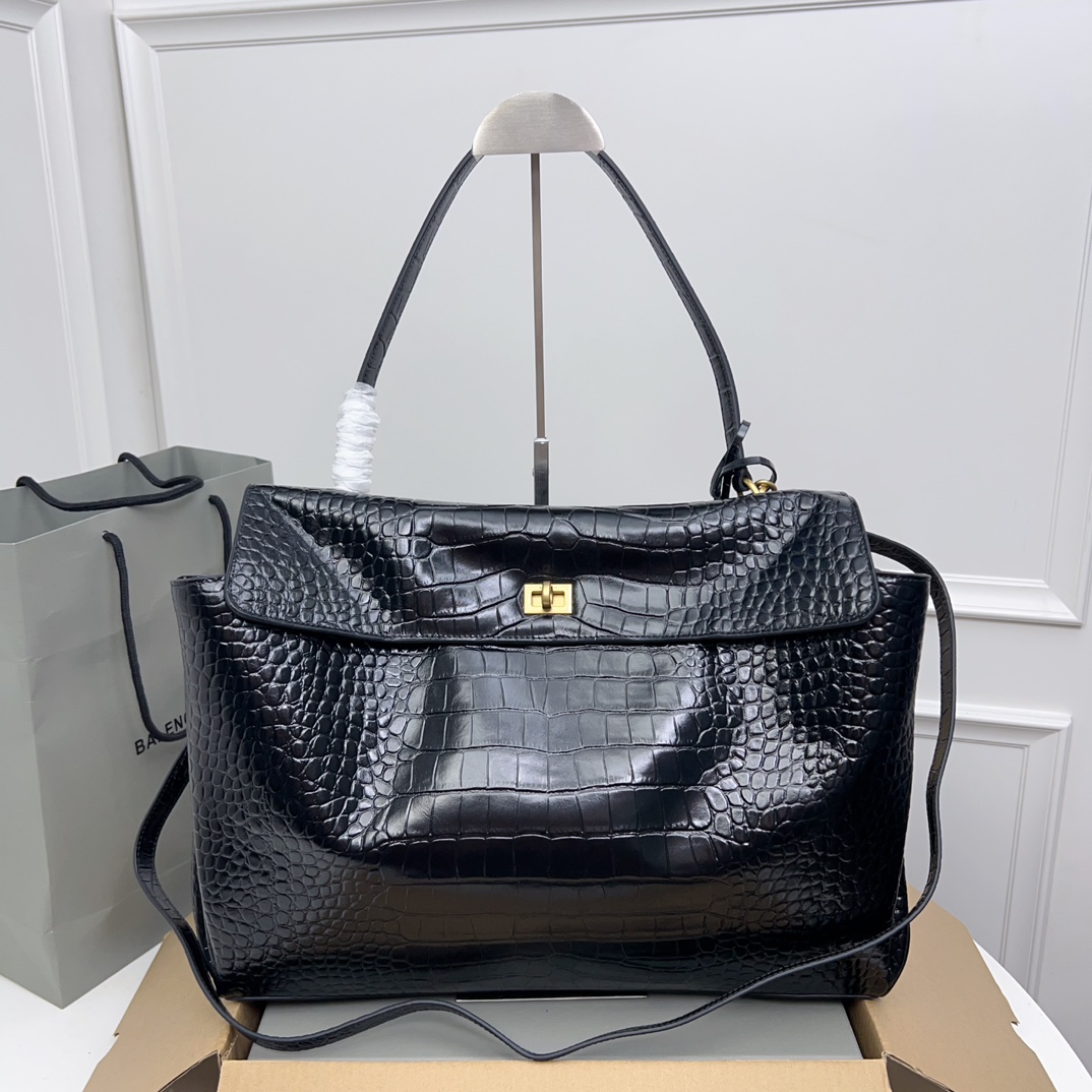 Balenciaga Women’s Rodeo Handbag Medium in Black | Balenciaga US