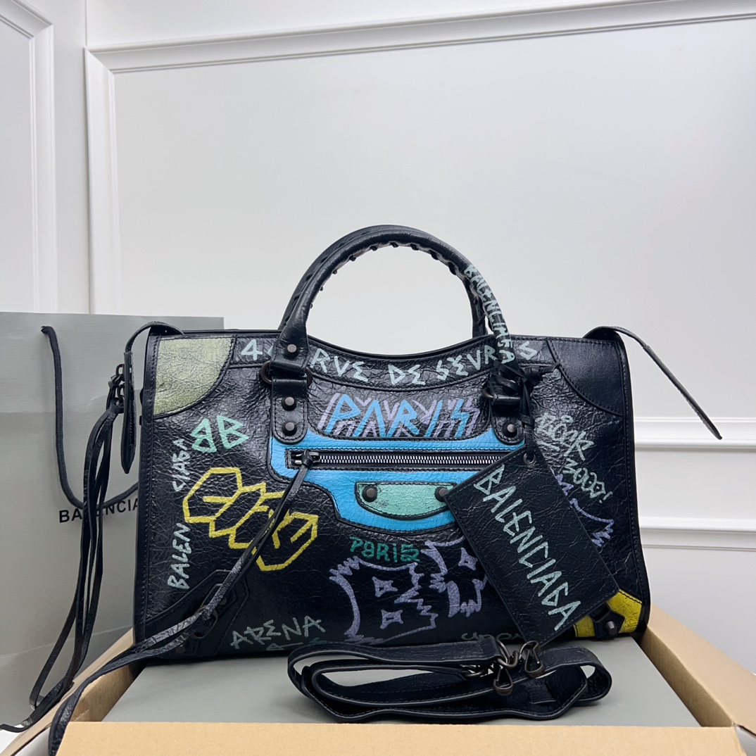 Balenciaga Black Leather Graffiti Classic City Bag Balenciaga | TLC