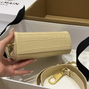 BALMAIN  0089