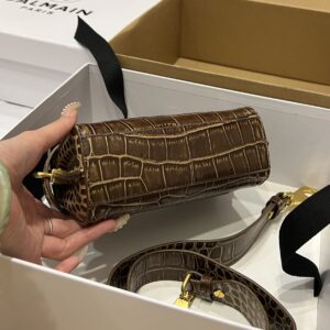 BALMAIN  01410