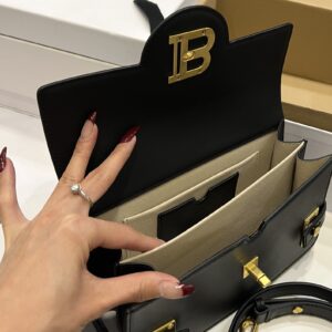 BALMAIN  0189