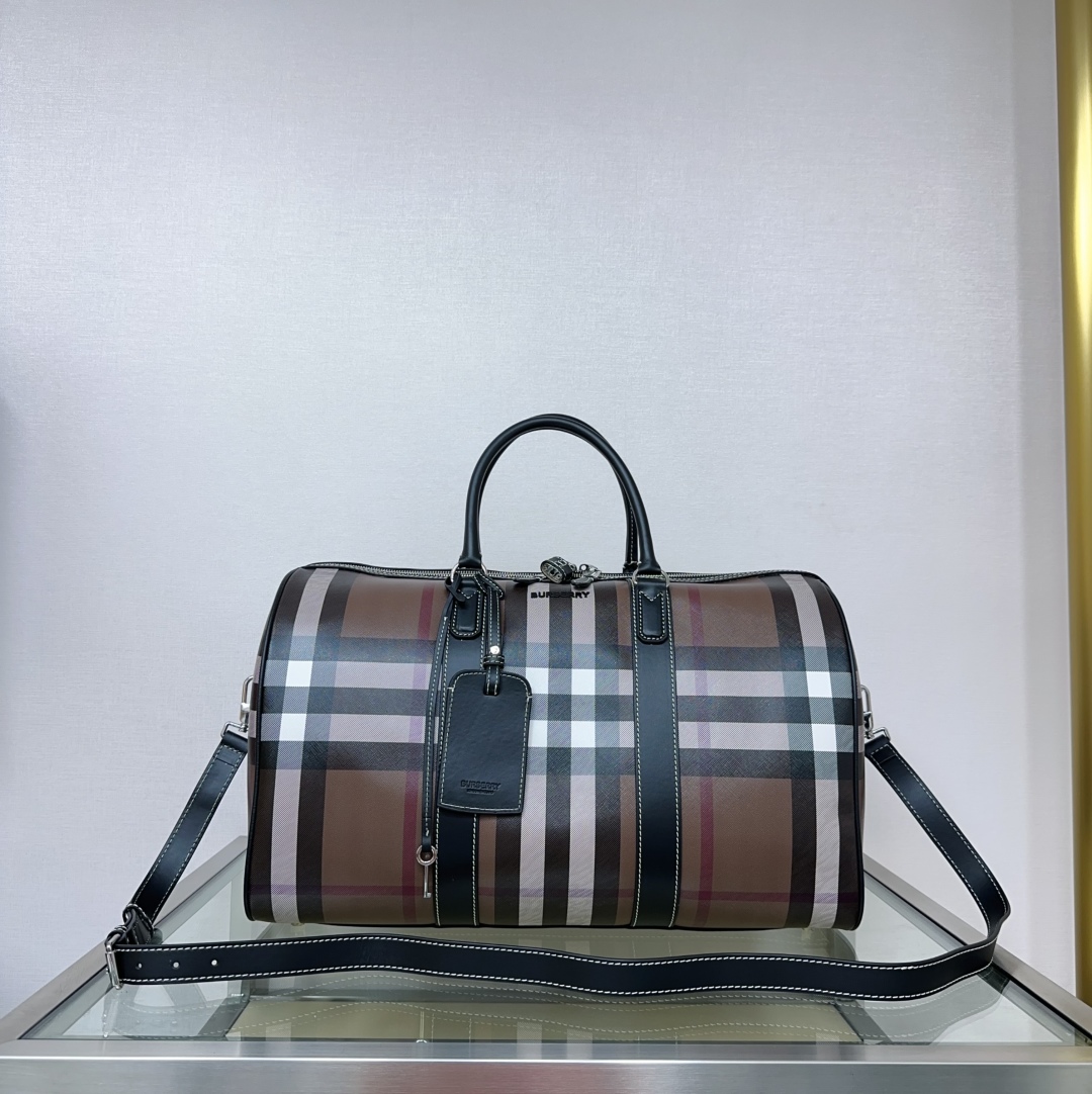 BurberryMedium Check Bowling Bag in Dark birch brown – Women