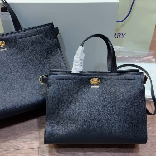 Burberry Small Cotswolds Tote in Black – Women, Leather | Burberry