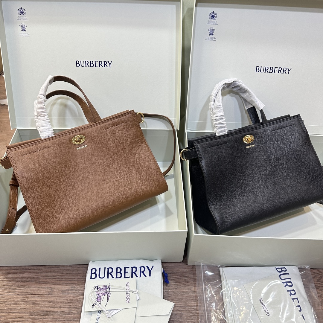 BURBERRY  00121