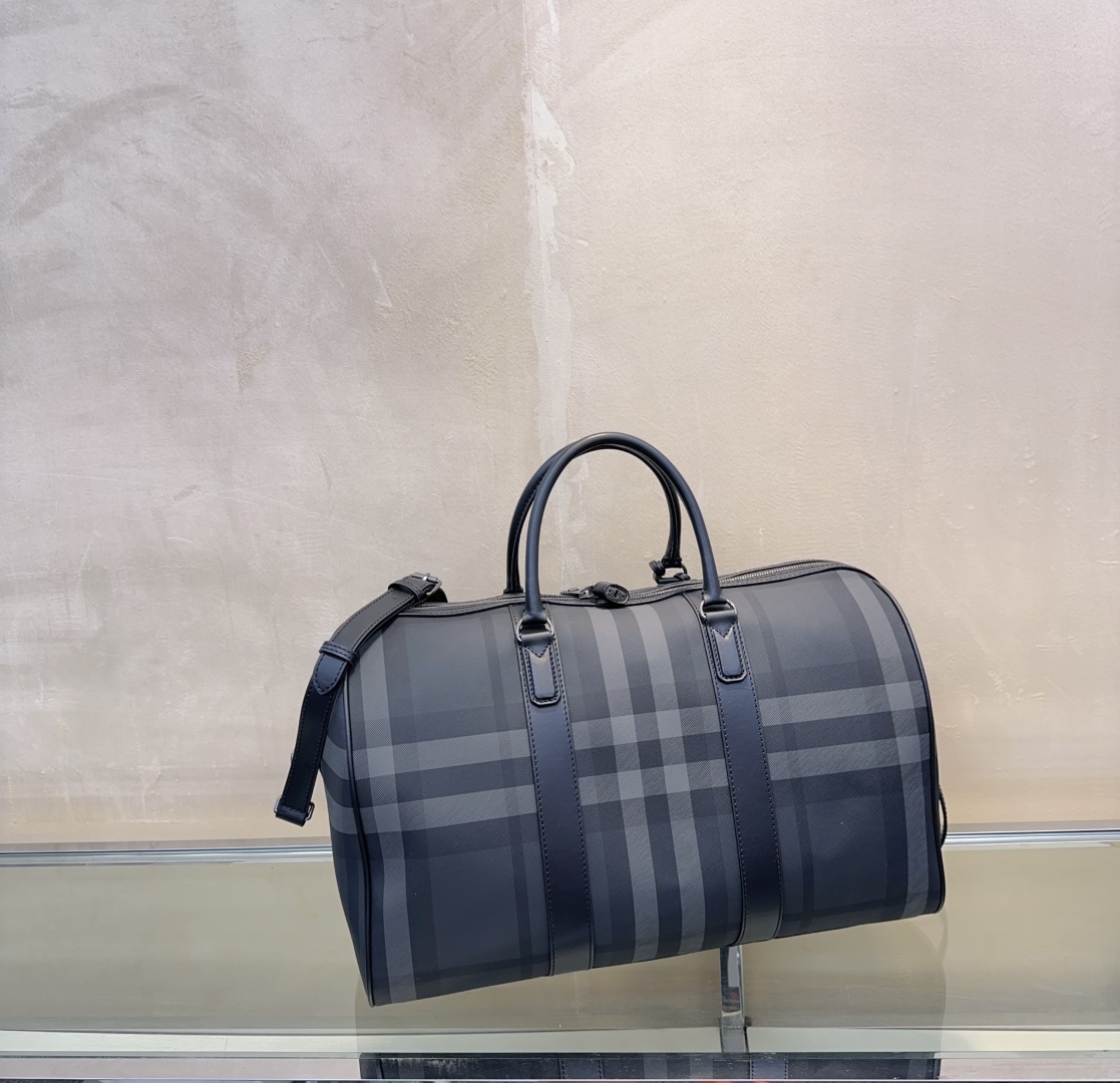 Burberry Burberry Charcoal Check Holdall Bag