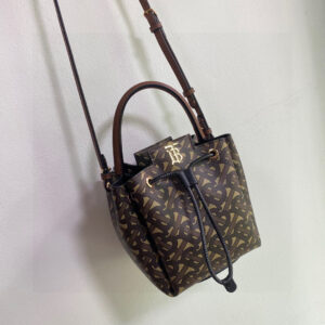 Burberry  00228