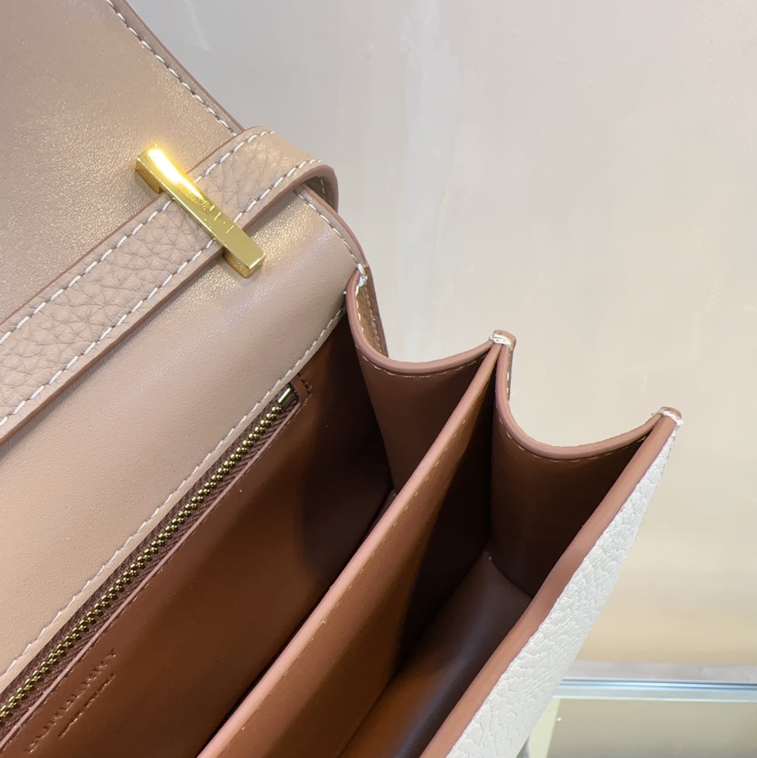 Burberry 00369