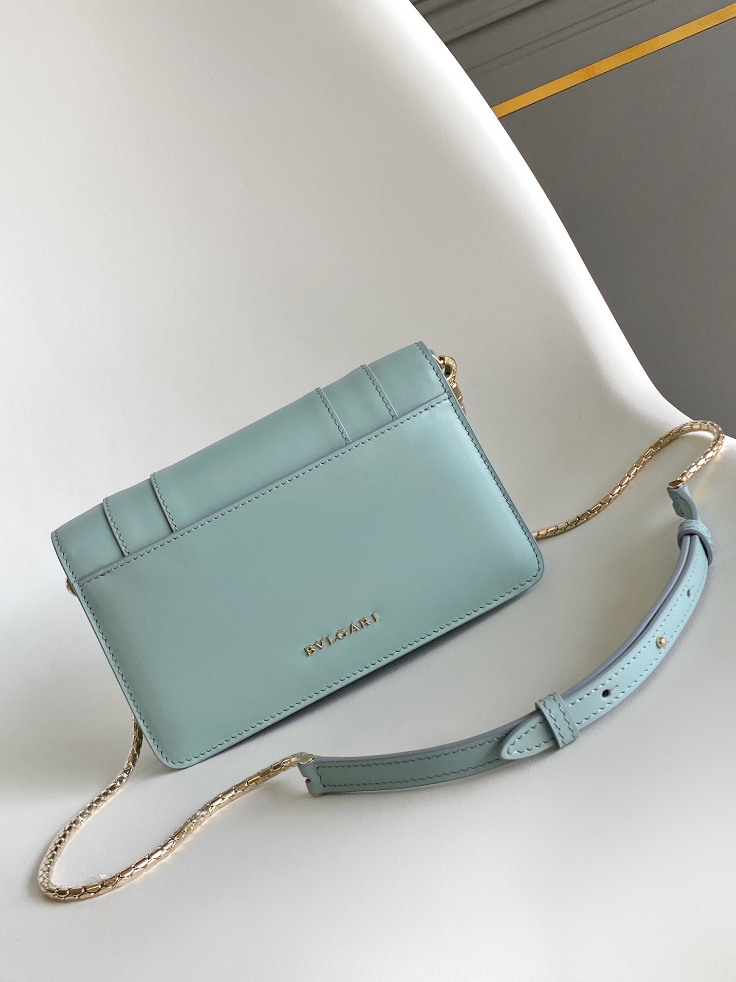 BVLGARI Serpenti Forever Chain Wallet Shoulder Bag Green ligh