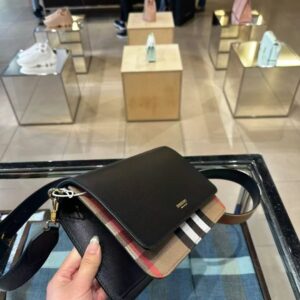 Burberry 00439