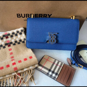 Burberry  00449