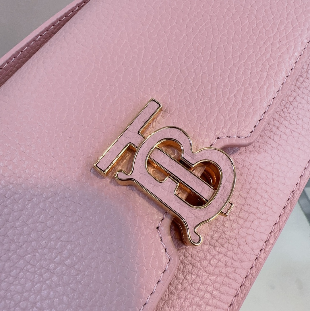 Burberry  00506