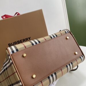 Burberry 00549