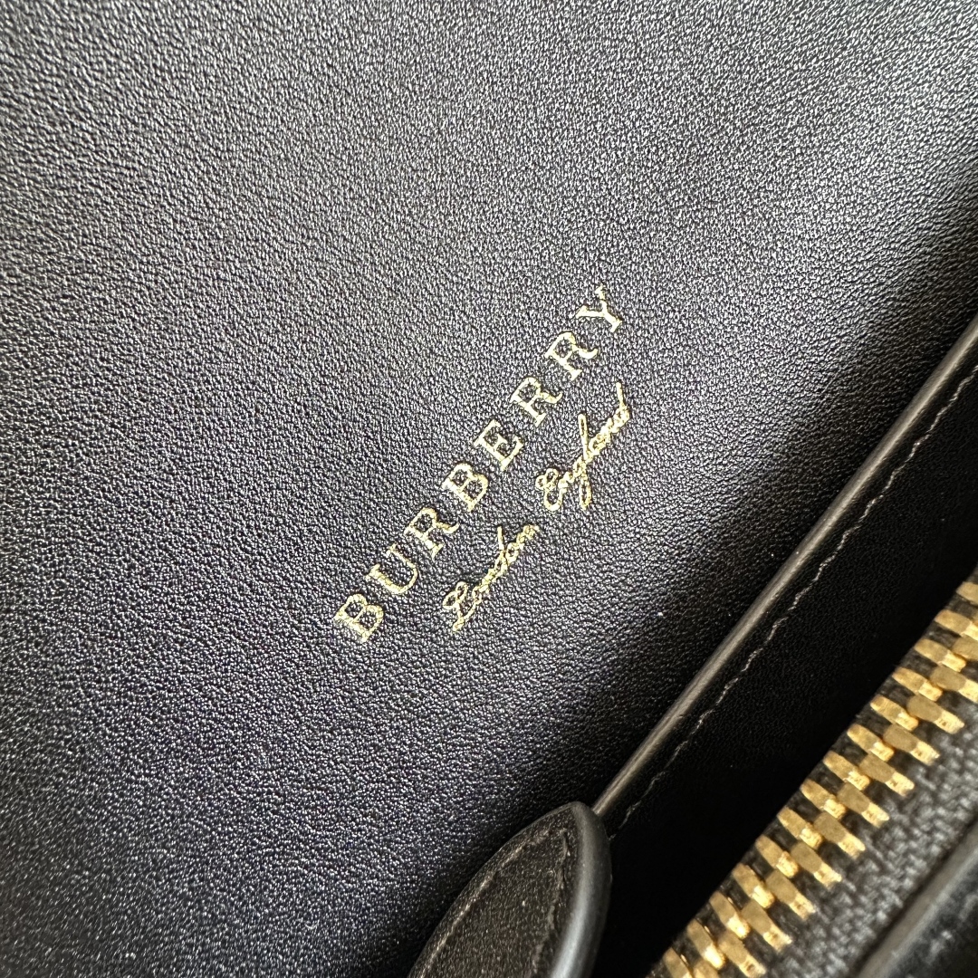Burberry 00559