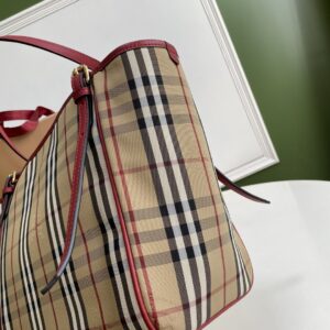 Burberry 00599