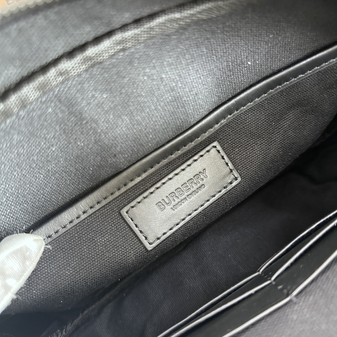 Burberry 00619