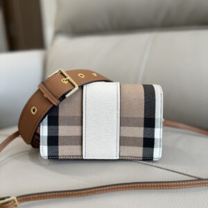 Burberry 00639