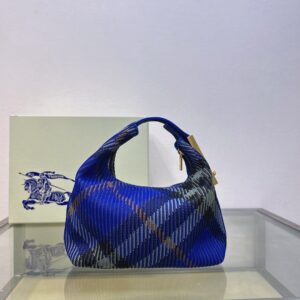 Burberry  00649