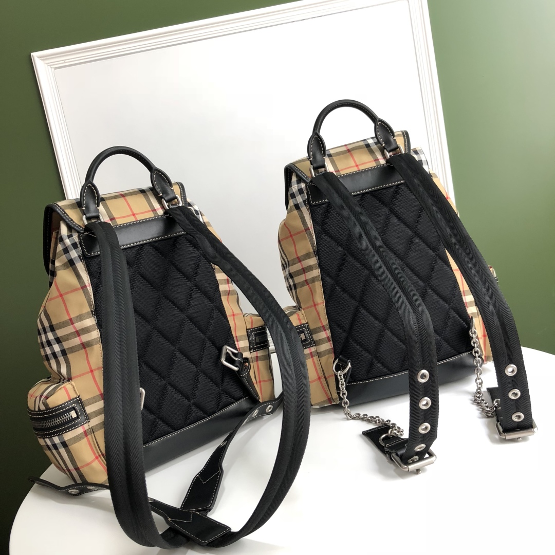Burberry 00669