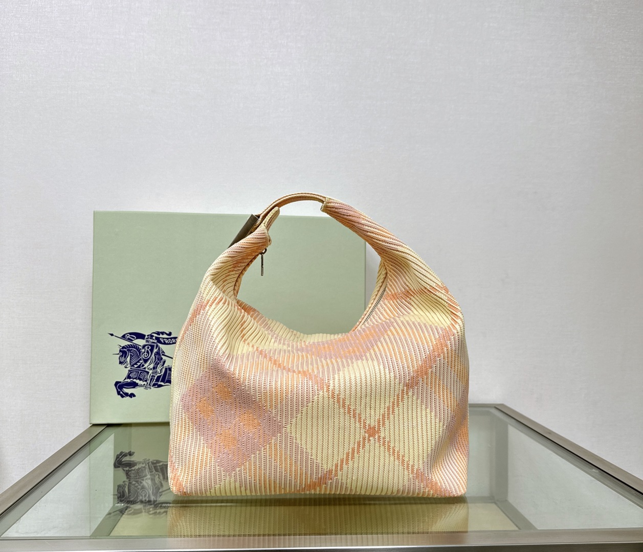 Burberry Medium Peg Duffle Bag ‘Sherbet’ 80820461